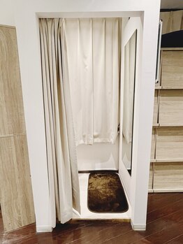 リフレッシュ 池袋西口店/更衣室