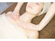 ナル(nalu)の雰囲気（3種類のブレンドオイルを体調に合わせて身も心もスッキリ！）