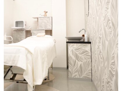 モミン(MOMI.N)の写真