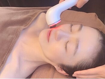 エステ ココ 荻窪店(Esthe CoCo)の写真/"今"のケアが未来の美しさを作る。最新ヒト臍帯血幹細胞を贅沢導入し、乾燥やハリ不足を根本からケア◎