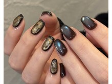 C./個性派アシメネイル