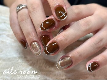 エールルーム 中目黒(aileroom)/ブラウンフレンチネイル