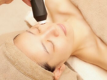 ココ ル メアリー アシヤ(COCO LE MARY ASHIYA)/ジェネオプラス 高周波引き締め