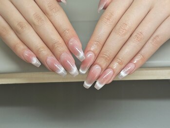 モアグラム 新宿東口店(More Glam)/大人気チークマグネット