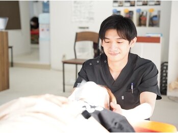 ナオル整体 福岡天神院(NAORU整体)の写真/【本格整体（AI診断付き）】つらい首・肩こりを根本から改善！もみほぐしによる一時的な不調改善から卒業！