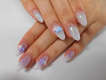 ネイルサロン グレイス(Grace)/白グラデ【春夏秋冬】