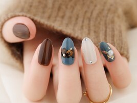 洗練された秋色ミックスネイル