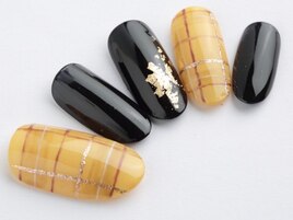 金箔×チェック柄ネイル