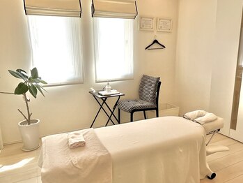 リラクゼーションサロン りんと/お一人様個室のプライベート空間