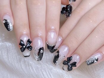 クイーンズネイルサロン(Queen's nail salon)/黒色系デザイン