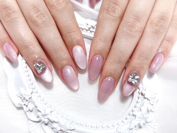ネイリア(Nailia)の写真/【松戸駅徒歩3分】究極の“好きなもの”がぎゅっと詰まったNailに♪オフィスネイル対応×トレンドもお任せ!