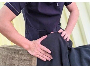 むげん整骨院鍼灸院 四条寺町/肩こりに肩甲骨はがし