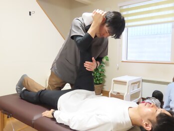 ハグプラス(hug+)の写真/【朝7時～営業】学生スポーツ・お仕事帰りに。現場の経験を活かし、硬い筋肉へしっかりアプローチ！