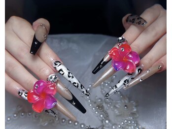 ナァネイル(Naa Nail)の写真/【ハイクオリティ/長持ち】長さだし/持ち込みデザインが人気◎2本ア-トでシンプルな中に個性が光る手元に♪