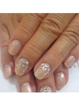 クリスタルネイル ボンベルタ橘店(CRYSTAL NAIL)/ストーンネイル