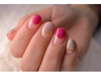 マックスオーガニックネイルサロン/可愛い丸フレンチ