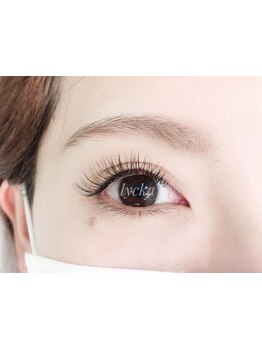 目の形にあったエクステ提案が得意