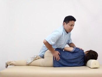 すこやか接骨院の写真/あらゆる手法で頑固な痛みや不調を徹底改善！頑固な肩コリやつらい眼精疲労は当院にお任せください！