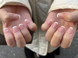 綺麗系上品フレンチネイル