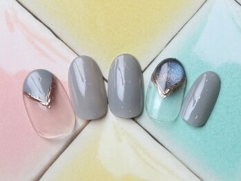 ロー(LOWE)/マグネットデザイン