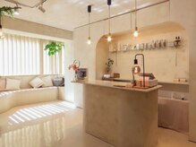 エラン(elan)の雰囲気（淡い色を基調とした落ち着いた空間【個室完備】）