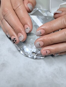 サクラネイル(桜Nail)の写真/清楚でオフィスに合うネイルは当店へ。肌馴染みの良いカラーで好印象をゲット☆