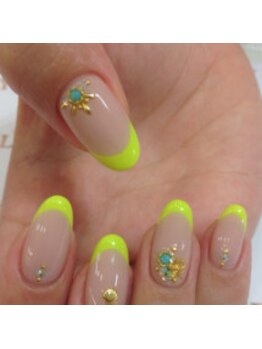 クリスタルネイル ボンベルタ橘店(CRYSTAL NAIL)/フレンチネイル