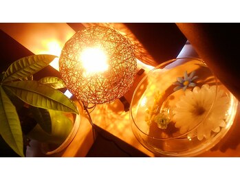 エミライ アロマリラクゼーション(Emirai aroma relaxation)/