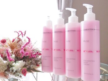 クララ(Clara)/クリスティーナ化粧品