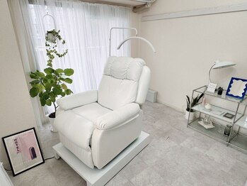 ブルーミン(Bluemin)の写真/一席のみのプライベートサロン♪まつ毛と眉毛のメンテナンスで一気に目元美人へ!