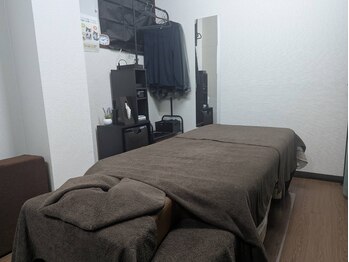 すずき整体院 新小岩店の写真/【落ち着いた隠れ家サロン】静かな自分だけの貸切空間で、心身の緊張がゆっくりとほぐれていく時間を♪
