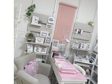 ネイルサロン プリュネル(nail salon prunelle)の雰囲気（居心地良く、リラックスできる施術スペース。）