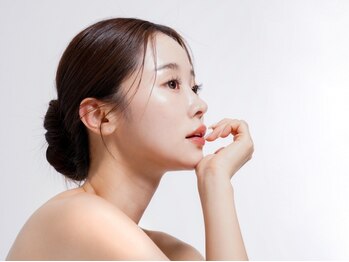 パールホワイトニングの写真/最新韓国美容ピーリングセラピール導入!!ララピールに美容の乳酸菌を加えた毛穴・シミシワ改善ピーリング☆
