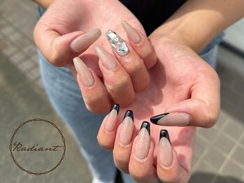 レディアント(Radiant)/