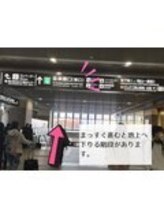メメル 岡山駅前店(memelu)/地上へ下る階段があります♪