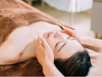 レア(Le'a)の写真/気になる毛穴・シミ・シワ改善！当店でお肌のお悩みを解決☆スッピンでも自信の持てるツルスベ素肌へ♪