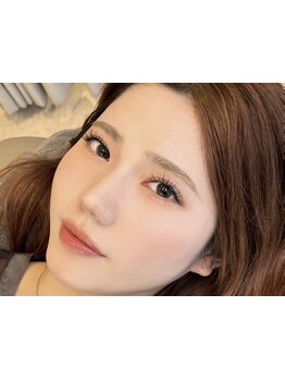 ナチュラル上品な目元にしたい