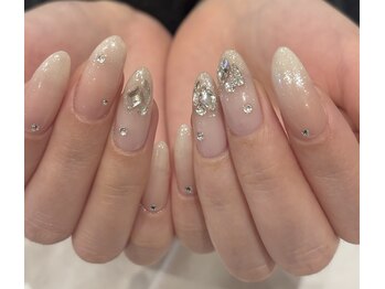 エトワール(etoile)の写真/透明感溢れるうるちゅるデザインが魅力。心躍るキラキラで美しさを輝かせて★