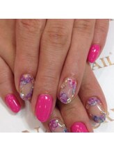 クリスタルネイル ボンベルタ橘店(CRYSTAL NAIL)/フラワー囲みネイル