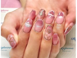 ゴールドのバラネイル☆