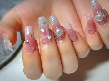 キラキラ☆チェックネイル