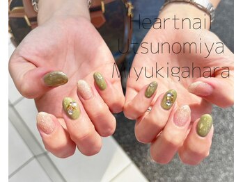 はあとねいる 宇都宮御幸ヶ原店/【店舗限定】緑ゴールドネイル