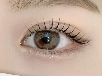 リヴェラ 四ツ谷三丁目(Ryvella)の写真/印象が劇的に変わる☆モチ◎【韓国まつげパーマ+美眉スタイリングwax】で貴女の魅力を最大限に引き出す◎