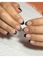 パールネイル 辻堂店(Pearl nail)&nbsp;手書きアート×フレンチラフに楽しむ個性派デザイン