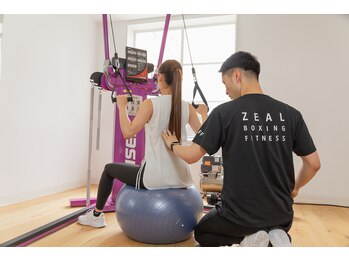 ジール 秋田西口店(ZEAL)の写真/【ダイエット/20時まで営業】短期集中プログラム特価/タイパ満足度◎の新感覚ジム/期間限定体験500円[秋田]