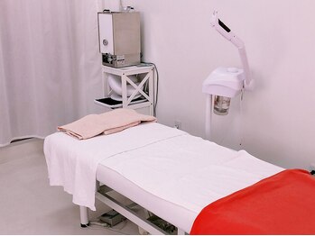 ビウィッチ トータル ビューティー サロン(BEWITCH TOTAL BEAUTY SALON)/内観