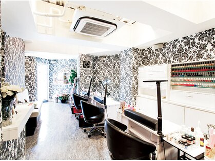 ネイルサロンキャリー NAIL SALON CARRY 池袋店の写真