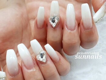 サンネイルズ(sun nails)/4本アート
