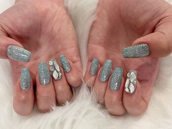 ククネイル(KuKunail)/マーメイドネイル