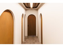 完全個室空間ハリウッドブロリフト/眉毛/アイブロウ/広島